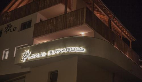 Classic Two-Bedroom Apartment with Balcony