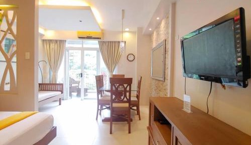 Apartment with Balcony