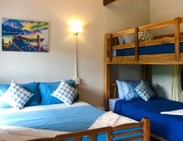 Quadruple Room with Mountain View