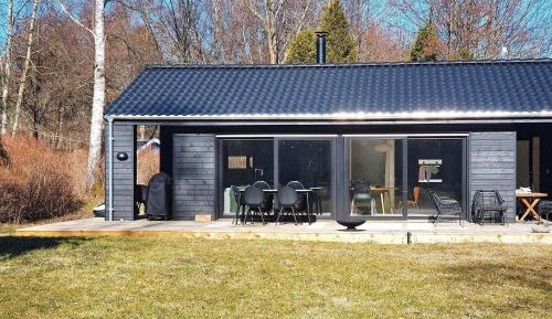 Three-Bedroom Holiday Home 