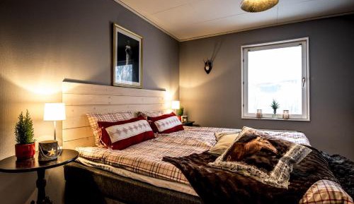 Double or Twin Room with Shared Bathroom