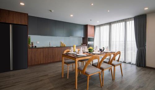 Premier One-Bedroom Apartment