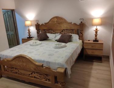 Queen Room with Garden View