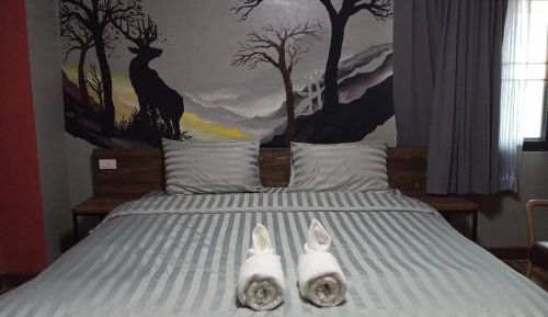 Standard Single Room with Mountain View