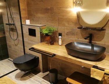 Queen Room with Garden View