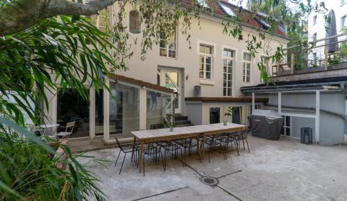 Six-Bedroom House