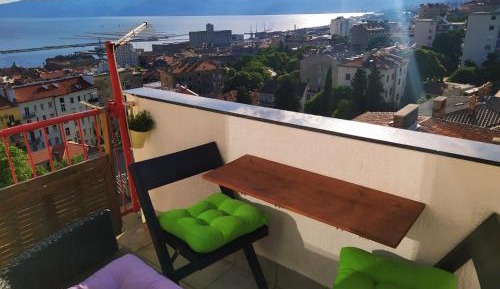 Apartment with Sea View