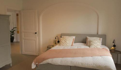 Deluxe Double Room with Shower