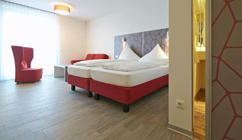 Deluxe Light Apartment