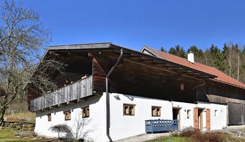 Three-Bedroom Holiday Home 