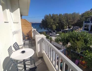 Family Room with Side Sea View