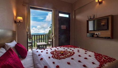 Queen Room with Balcony