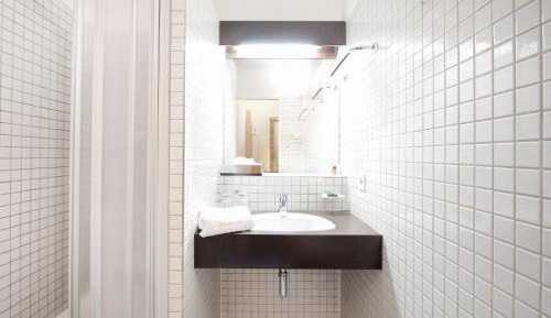 Apartment (4 Adults)