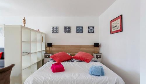 Studio Apartment