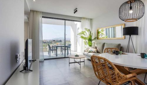 Apartment with Shower