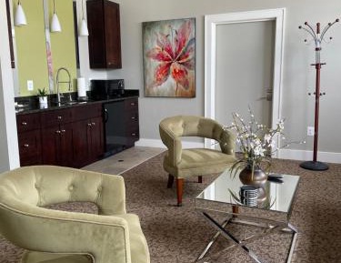 Luxury Suite with Kitchenette