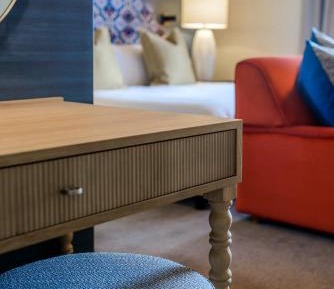 Family Room (2 Adults + 2 Children)