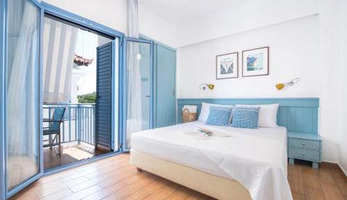 Double or Twin Room with Balcony - First Floor