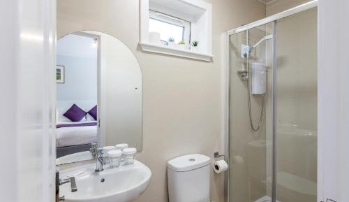 One - Bedroom Chalet Glenmore