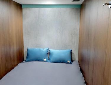 Double YAWN lite Cabin - 6 Hour Morning Stay from 07:00-13:00 hrs (7am-1pm)