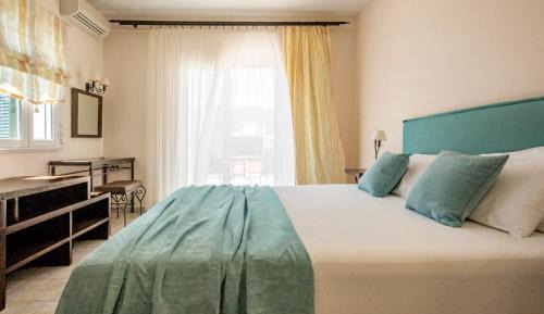 One-Bedroom Apartment - Split Level