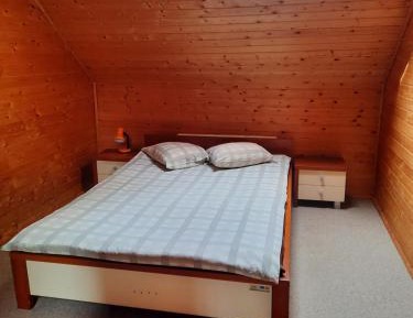 Standard Double Room with Shared Bathroom