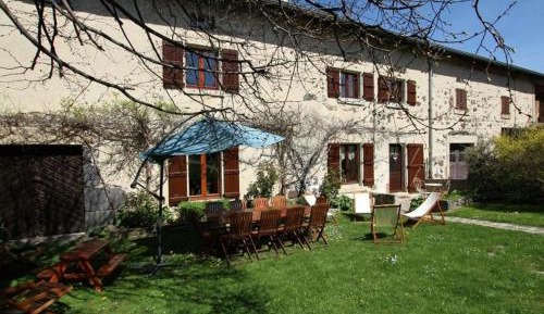 Holiday Home (10 Adults)