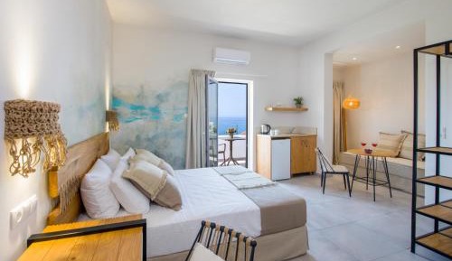 Deluxe Triple Room with Sea View