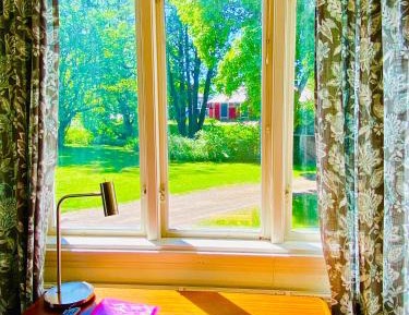 Twin Room with Shared Shower