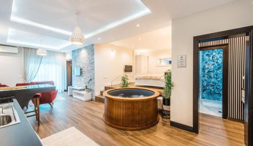 Superior Apartment with Balcony