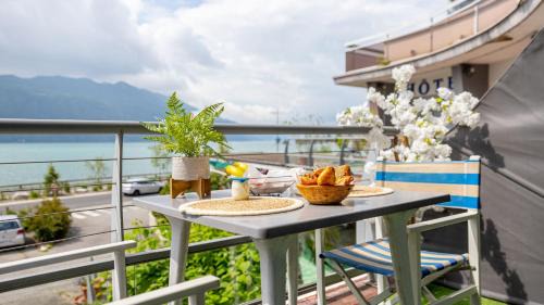 Double Room - Lake View