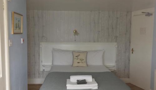 Small Double Room with Patio