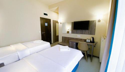 Twin Room with Private Bathroom