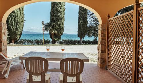 Bungalow - Beach Front