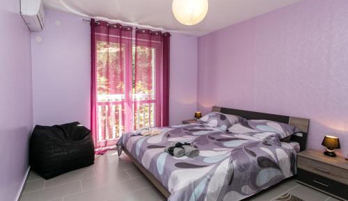 Luxury Two-Bedroom Apartment with Balcony