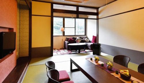 Japanese-Style Room - Smoking