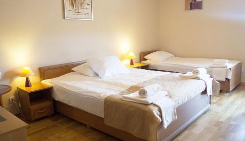 Large Double Room