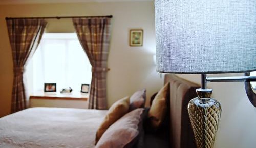 Double or Twin Room with Bathroom