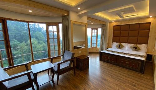 King Room with Mountain View