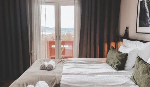 Deluxe Double Room with Balcony