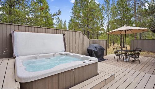 Two-Bedroom Holiday Home