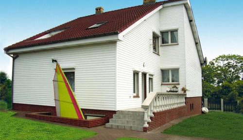 Six-Bedroom Holiday Home