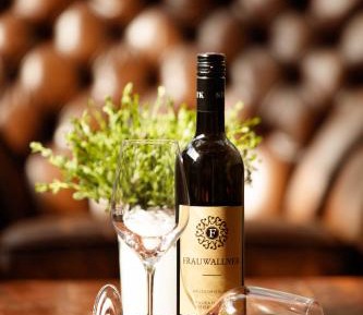 One-Bedroom Apartment with Balcony or Terrace