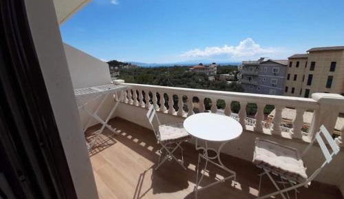 Deluxe Double Room with Bath