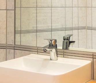 Deluxe 3-Bedroom Apartment