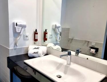 Large Double or Twin Room