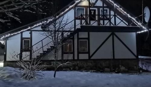 Suite with Mountain View