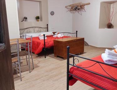 Triple Room with Private Bathroom