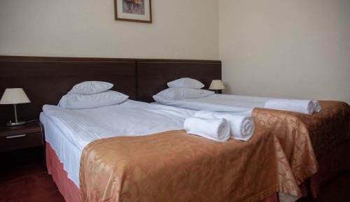 Twin Room with Bathroom