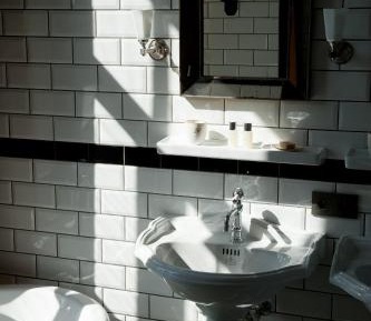 Queen Room with Garden View